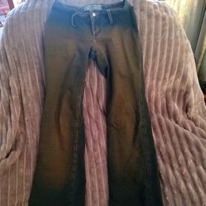 Two pairs of moleton Brazil jeans.and a free gift 👖